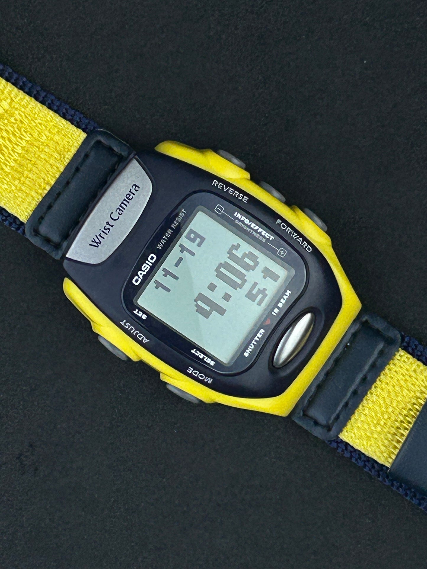 Casio WQV-2 (2220)