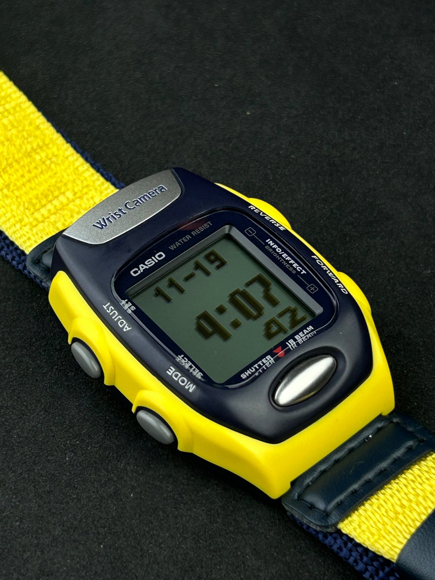 Casio WQV-2 (2220)