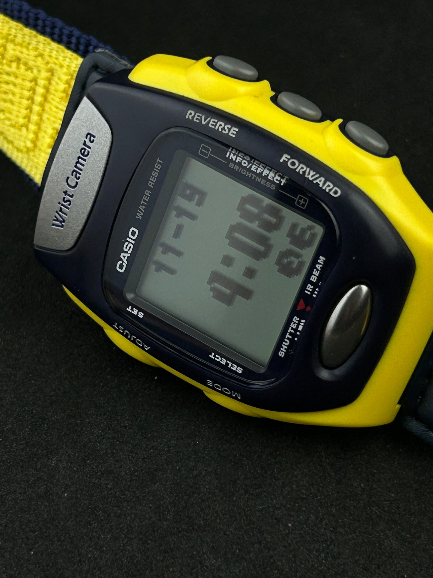 Casio WQV-2 (2220)