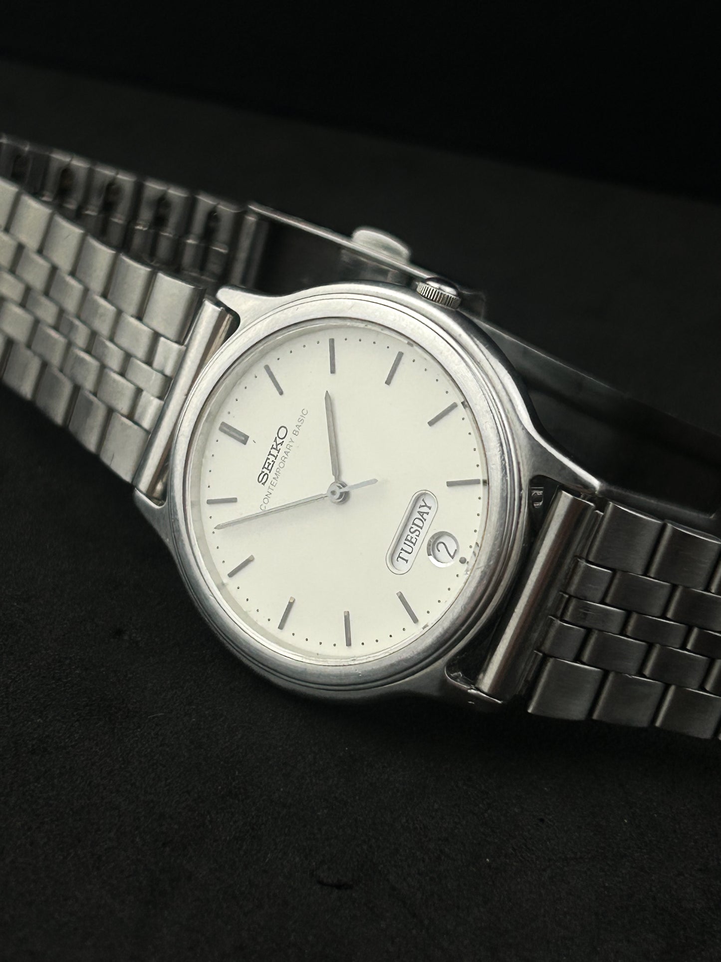 Seiko Contemporary Basic